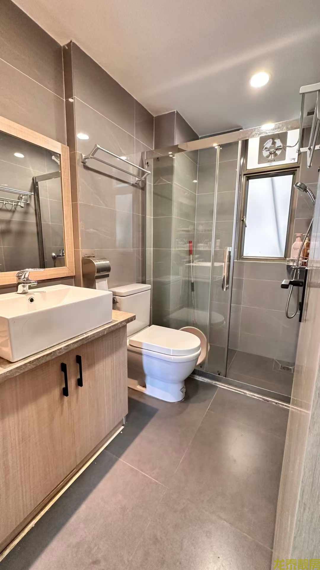 星河御景电梯高层小户型